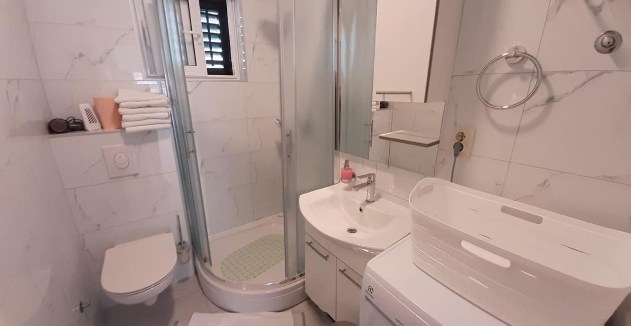 Apartments Villa Ravlic Makarska Exterior foto