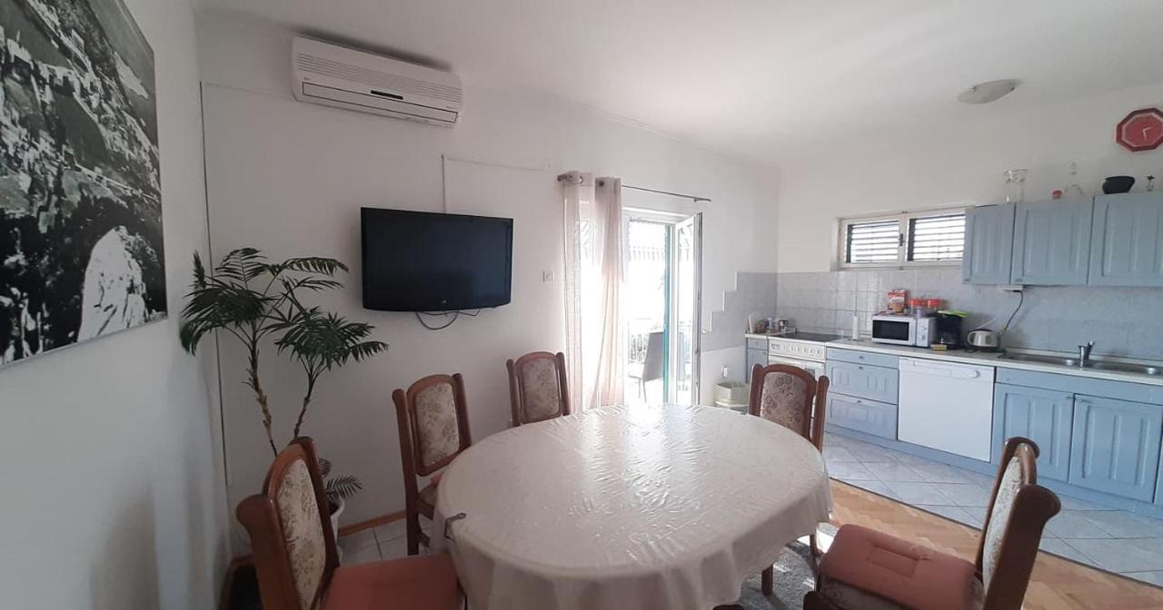Apartments Villa Ravlic Makarska Exterior foto